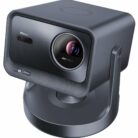 Projektor-HISENSE-C2-Ultra-bok-gora